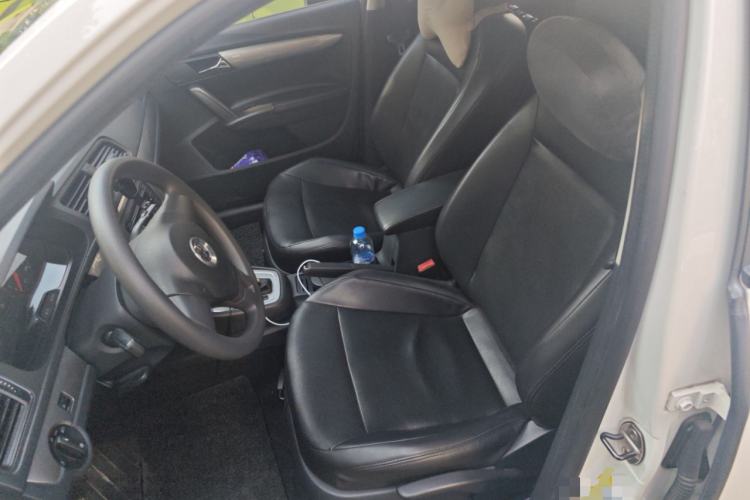 Used Volkswagen Gran Lavida 2013 1.6L Automatic Fashion Model Left Front Seat