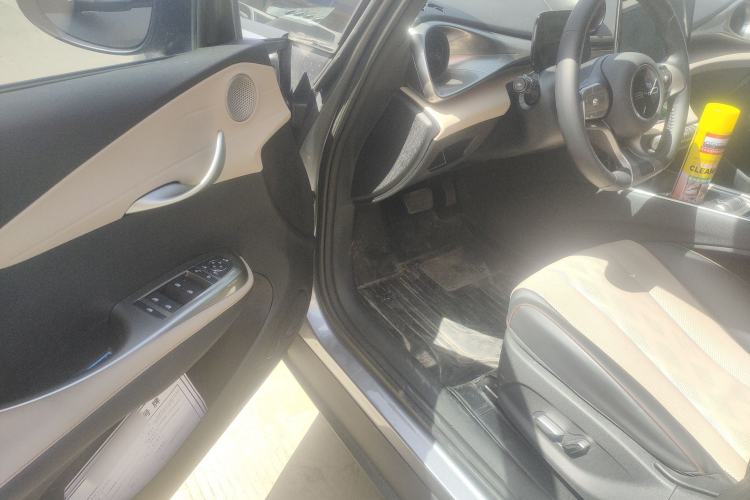 Used BYD Dolphin 2023 420 km Fashion Edition
