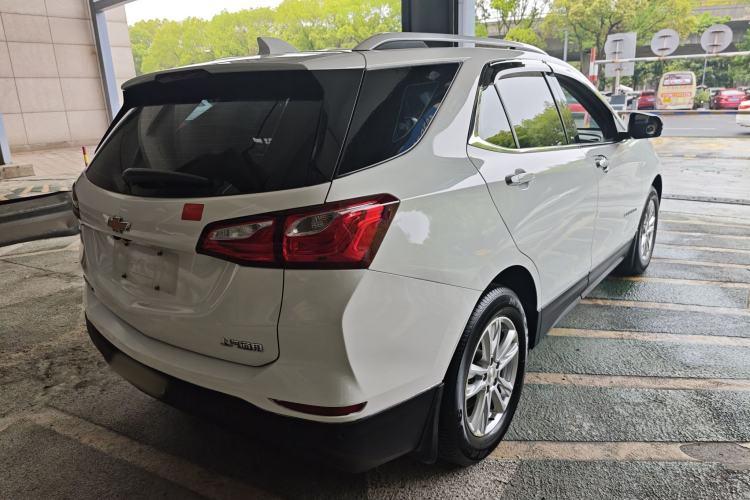 Used Chevrolet Equinox 2019 535T Automatic YuJie Edition China VI Exterior 3