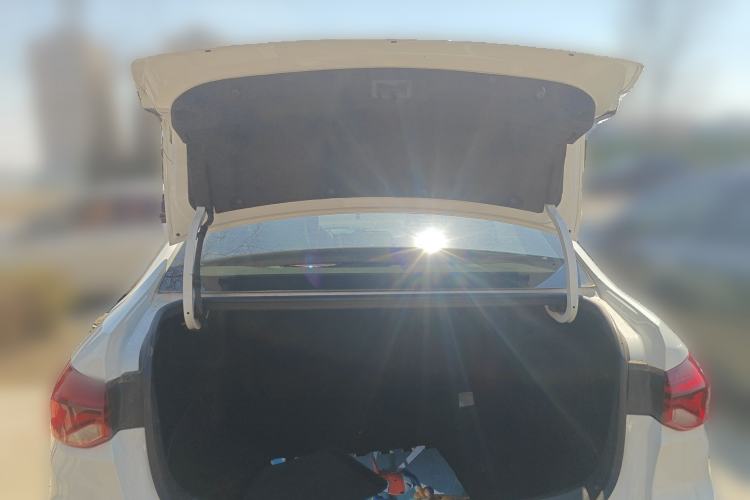 Used Chevrolet Monza 2021 320 Automatic Enjoyment Sunroof Edition Trunk