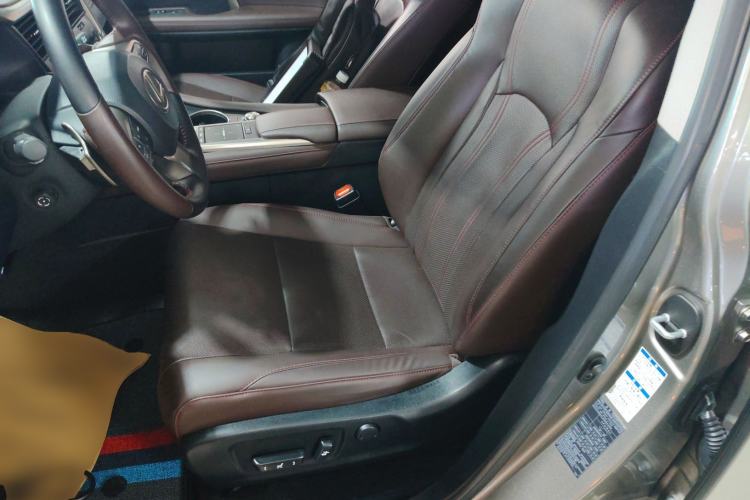 Used Lexus RX 2020 Revised Version 450hL Four-Wheel Drive Elegant Edition 7 Seats Left Front Seat