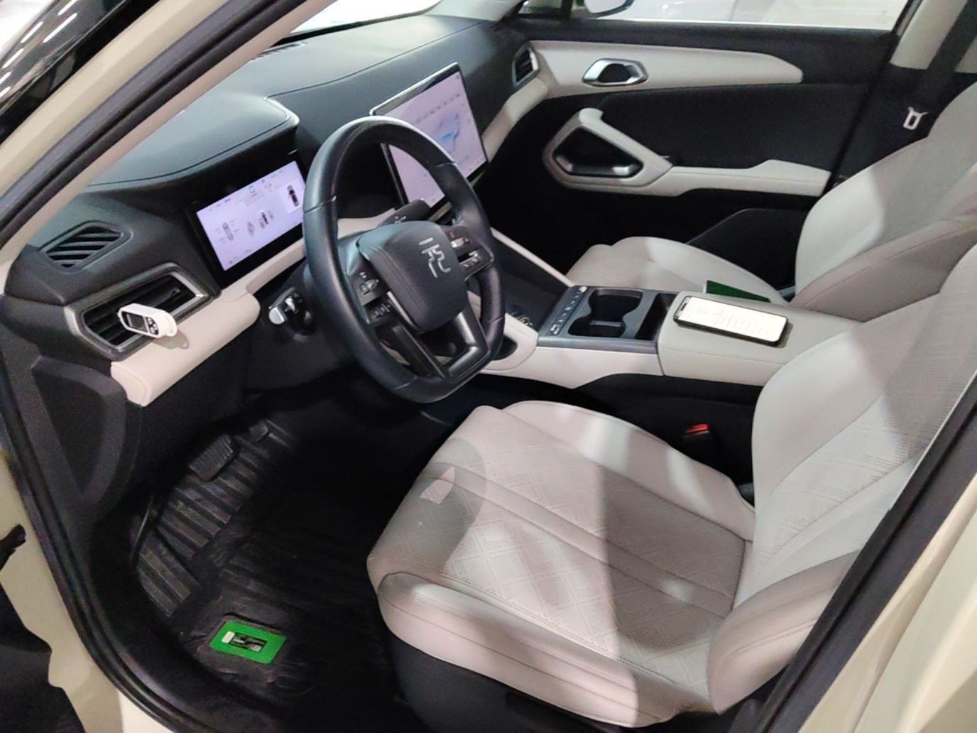 BYD Yuan UP 2025 Intelligent Driving Version 401 KM Dynamic Edition — снимка 17