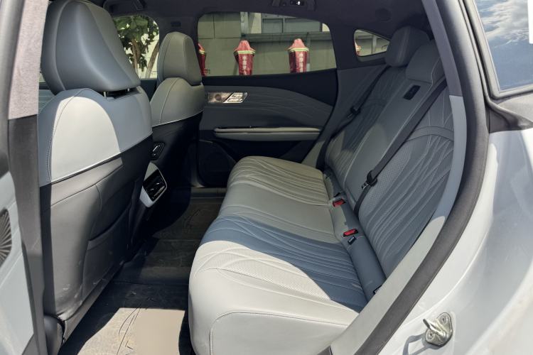 Used Geely Galaxy E8 2025 700 km Long-Range Intelligent Driving Version
