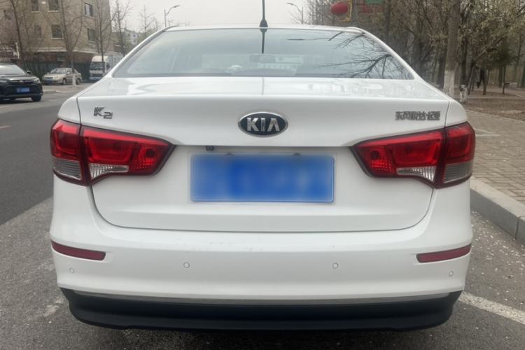 Used Kia K2 2015 Sedan 1.4L Automatic GLS Exterior 6