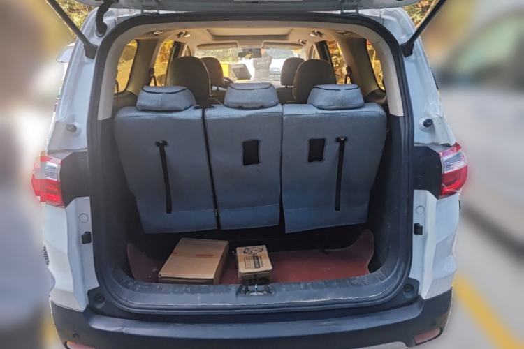 Used CHANGAN OSHAN A800 2017 1.5T Automatic ZhiZun Model
