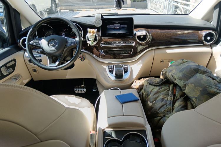 Used Mercedes-Benz V-Class 2018 V 260 Prestige Edition China VI