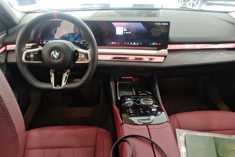 Used BMW 5 Series 2025 530Li Leading Model M Sport Package Center Console