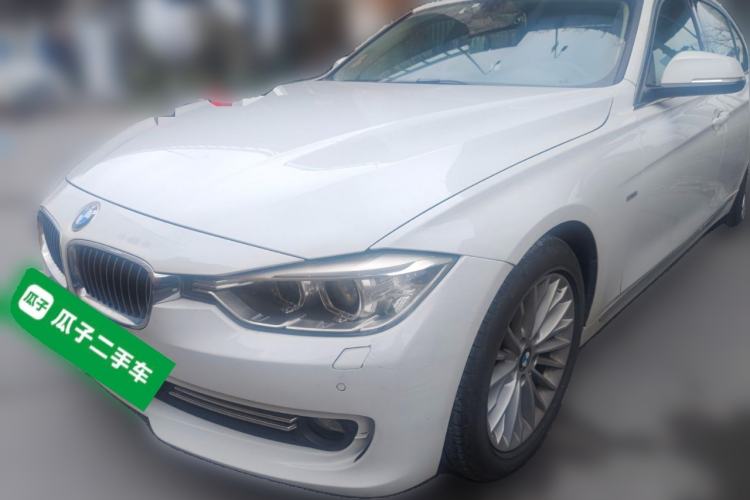 Used BMW 3 Series 2013 Facelift 320Li Fashion Design Package