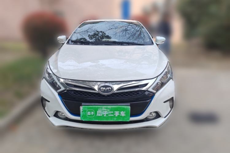 Used BYD Qin New Energy 2015 1.5T Dual-Crown Flagship Plus Edition