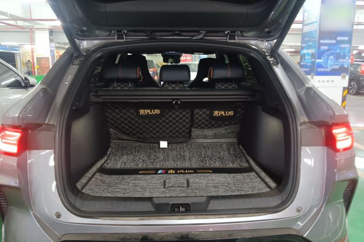 Used BYD Song PLUS New Energy 2023 Champion Edition EV 520KM Prestige Model
