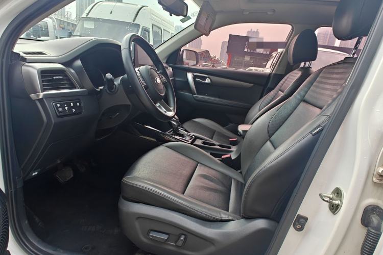 Used Kia Sportage R 2019 2.0L Automatic Smart Luxury Edition Interior 1