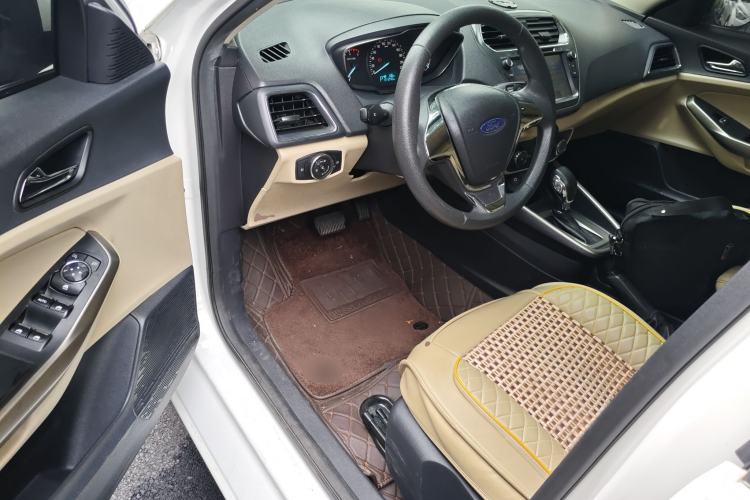 Used Ford Escort 2015 1.5L Automatic Comfort Edition Driver Seat