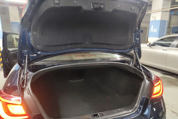 Used Infiniti Q70 2017 Q70L 2.5L Elite Edition
