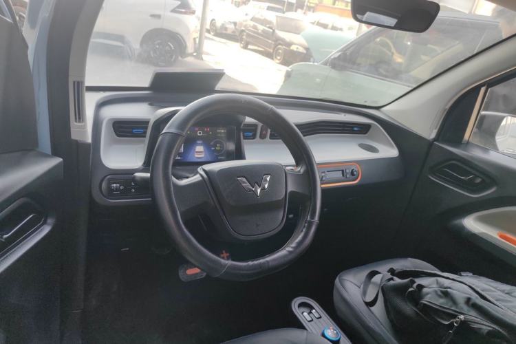 Used Wuling Hongguang MINIEV 2022 Zizai Version Lithium Iron Phosphate Center Console