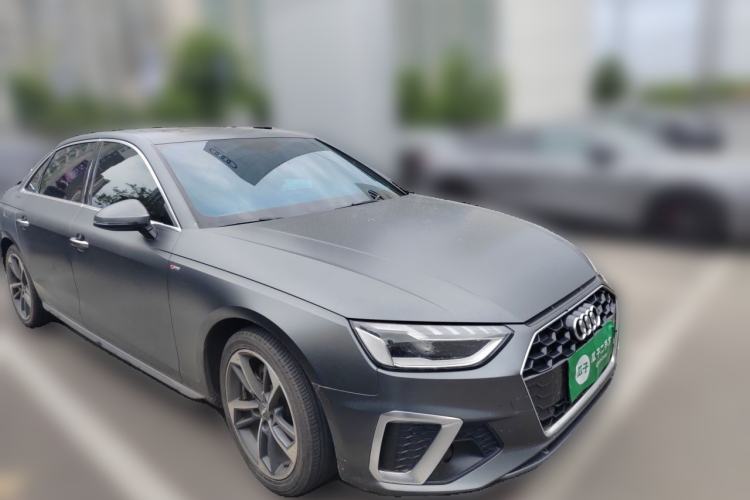 Used Audi A4L 2020 40 TFSI Fashionable and Elegant Model
