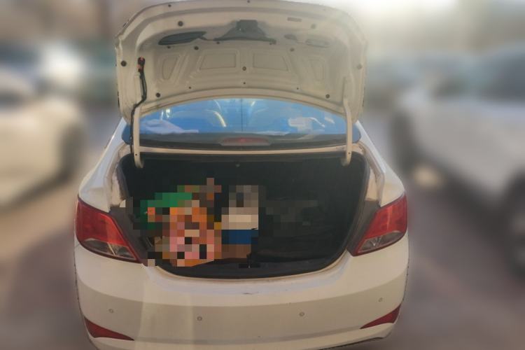 Used Hyundai Verna (older generation) 2014 1.4L Automatic Smart GLS Trunk