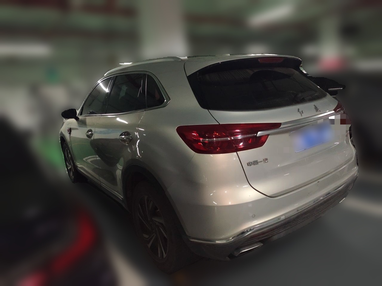 Hongqi HS5 2022 Revised Version 2.0T Smart Connect Flagship Edition — снимка 4