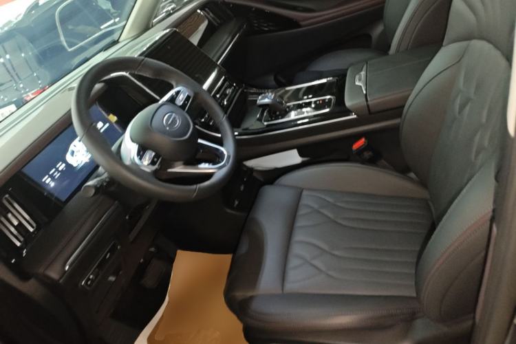 Used GAC Trumpchi M8 2024 Master Series 400T Prestige Edition
