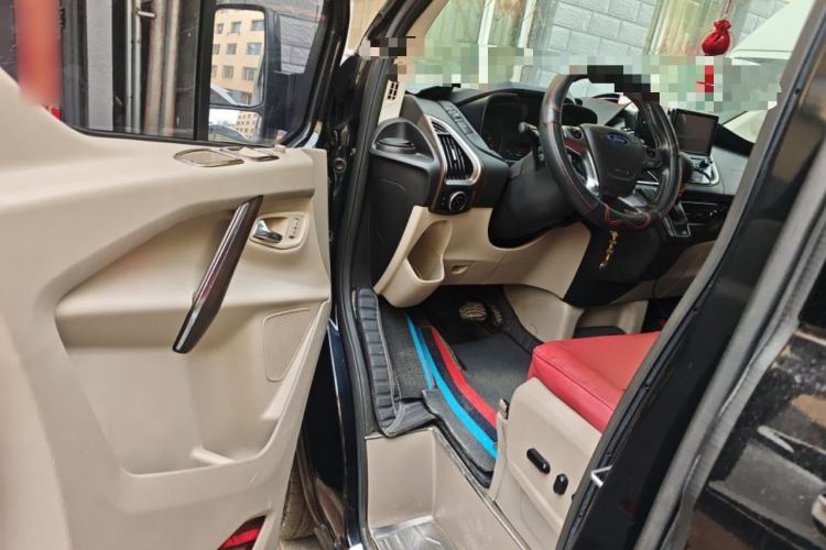 Used Ford Tourneo Custom 2017 2.0T Automatic Elite Version Driver Seat