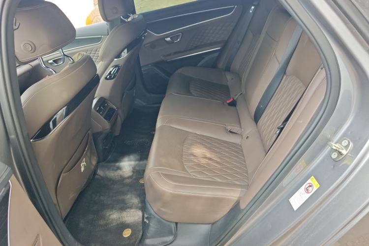 Used BYD Han 2022 EV Genesis Edition 715 km Front-Wheel-Drive Flagship Model Left Rear Seat