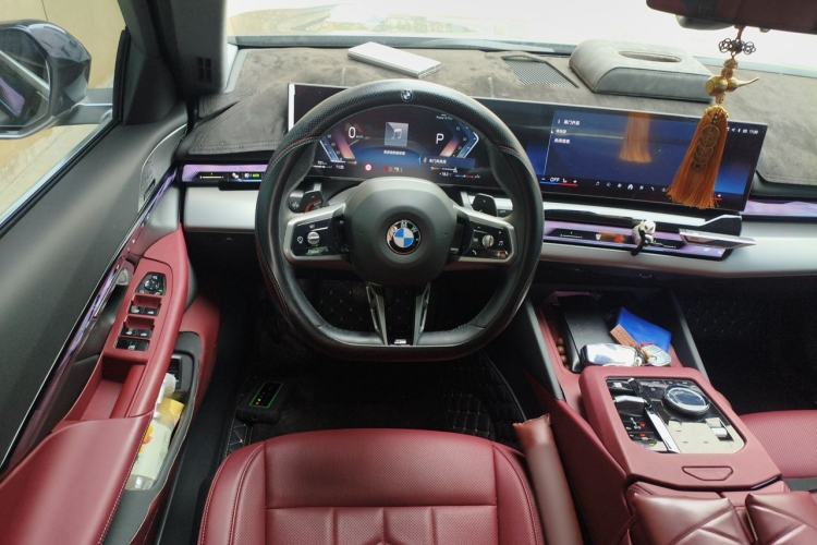 Used BMW 5 Series 2024 530Li Leading Model M Sport Package Steering Wheel