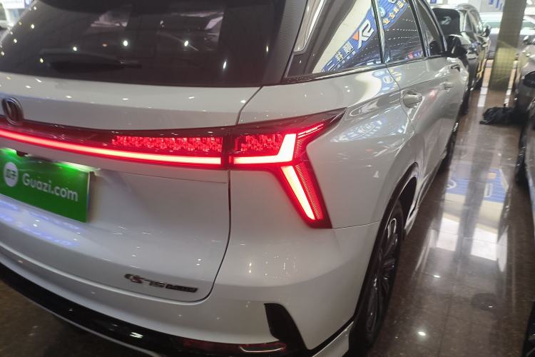 Used CHANGAN CS75 PLUS 2023 3rd Generation 1.5T Automatic Prestige Model Exterior 3