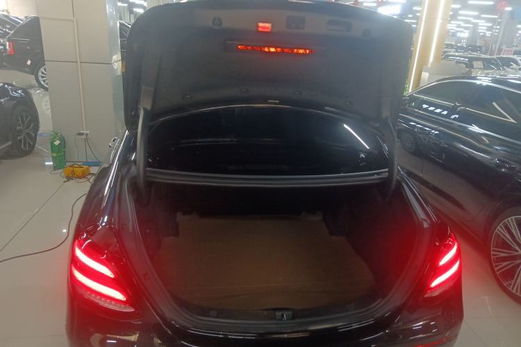 Used Mercedes-Benz E-Class 2020 Facelift E 260 L