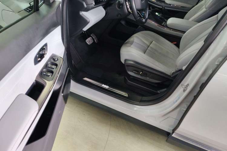 Used Nio ES8 2020 415 km Signature Edition 6-Seater Version
