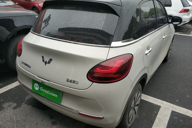 Used Wuling Bingo 2023 333 km Lingxi Connected Version