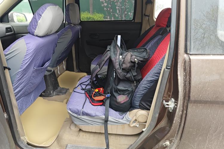 Used Wuling Hongguang 2014 1.5L S Standard Version Left Rear Seat