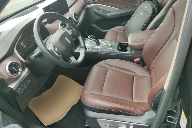 Used Wey VV6 2021 2.0T Two-Wheel Drive Smart Protection+