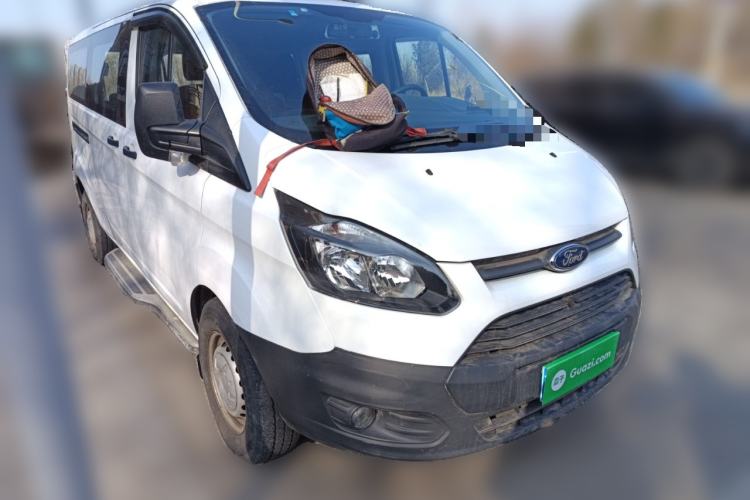 Used Ford Transit 2020 2.0T Diesel Multi-Function Commercial Vehicle Mid-Chassis Low-Roof Design with Dual Rear Doors Meeting China VI Emission Standards
