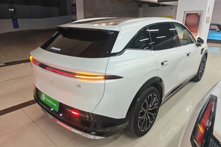 Used Zeekr 7X 2025 100kWh Long-Range All-Wheel Drive Intelligent Driving Version
