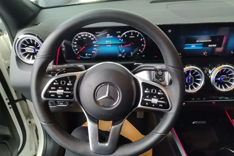 Used Mercedes-Benz GLB 2022 Updated GLB 200 Fashion Edition