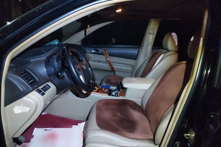 Used Toyota Highlander 2013 2.7L Two-Wheel Drive 7-Seater Zijin Edition
