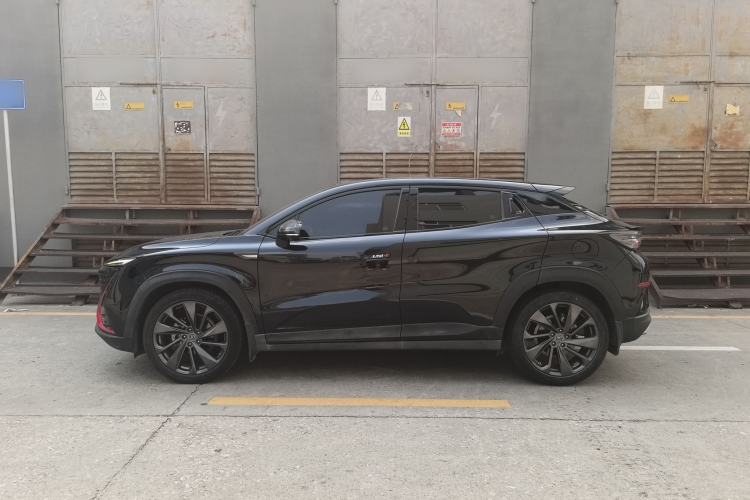 Used CHANGAN UNI-T 2020 1.5T Flagship Version Exterior 2