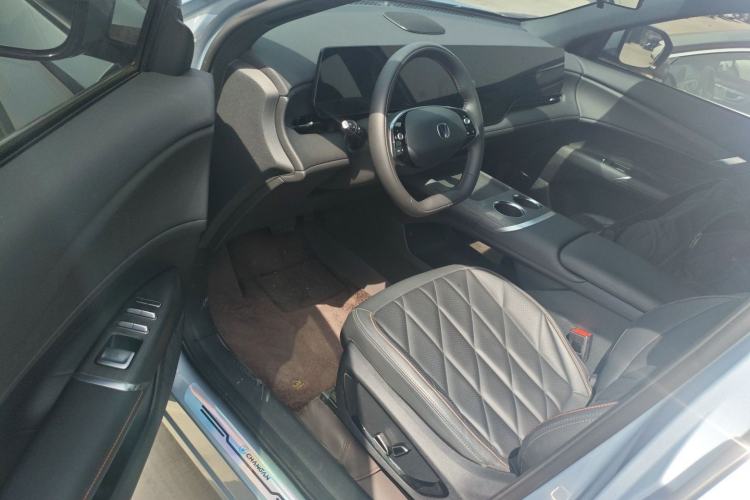 Used Changan CS75 PLUS 2025 4th Generation 1.5T New Blue Whale Smart Flagship Version