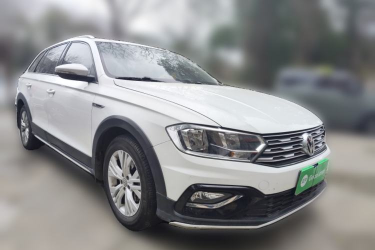 Used Volkswagen C-TREK 2017 230TSI DSG Comfort Version
