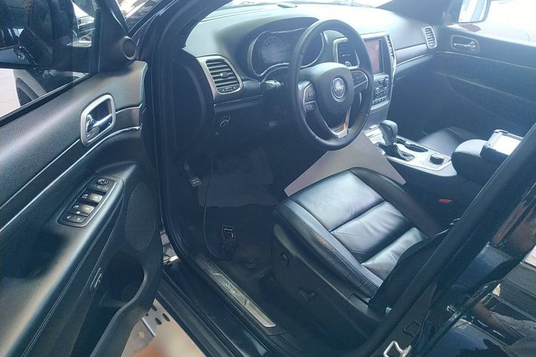 Used Jeep Grand Cherokee 2017 3.6L Elite Navigation Edition