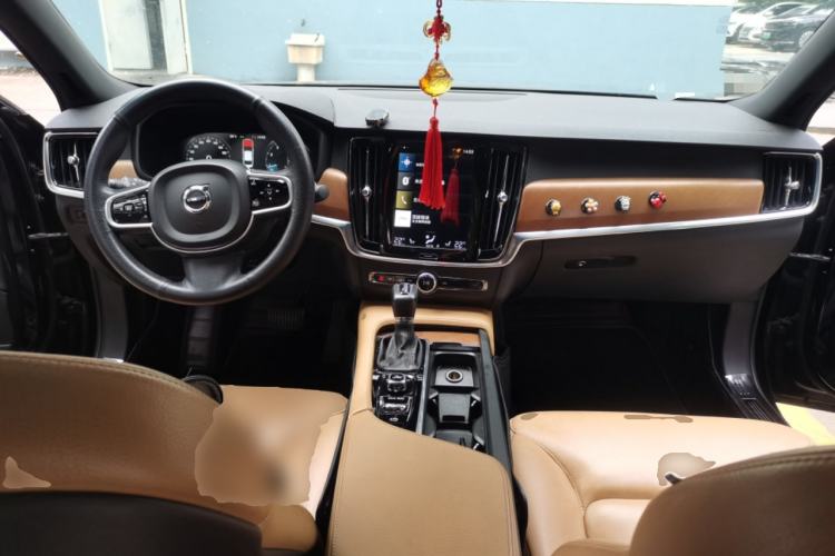 Used Volvo S90 2017 T5 Smart Luxury Edition
