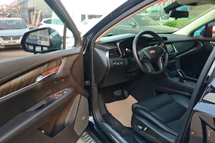 Used Cadillac XT5 2018 25T Luxury Model