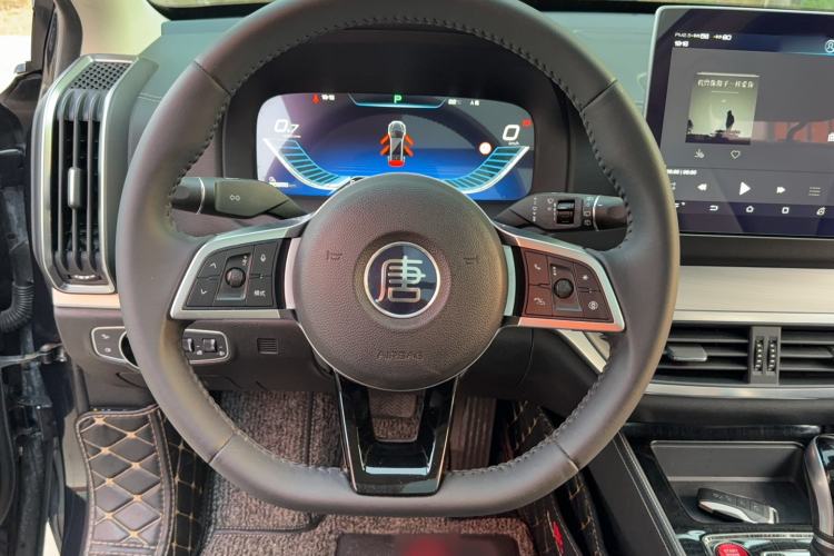 Used BYD Tang 2018 2.0T Automatic SmartConnect Prestige 7-Seater China V Standard