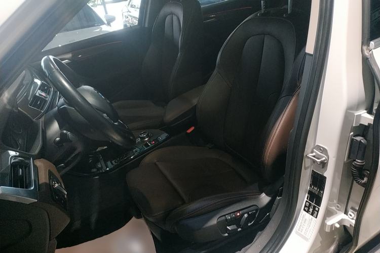 Used BMW X1 2018 xDrive20Li Luxury Edition
