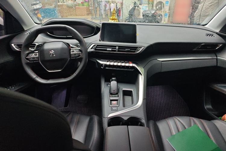 Used Peugeot 4008 2017 350THP Elite Edition Center Console