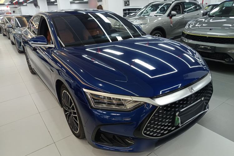 Used BYD Han 2023 DM-i Champion Edition 121KM Prestige Model Front Right 45 Deg