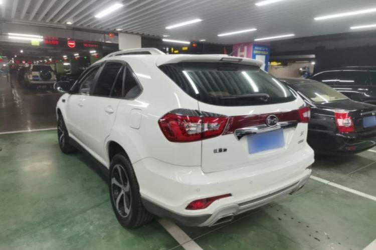 Used BYD S7 2016 2.0T Automatic Prestige Edition
