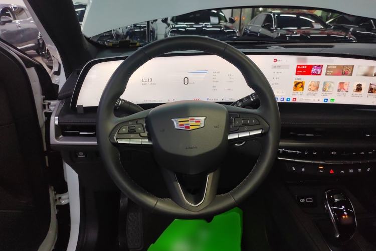 Used Cadillac XT4 2024 28T Two-Wheel-Drive Prestige Version
