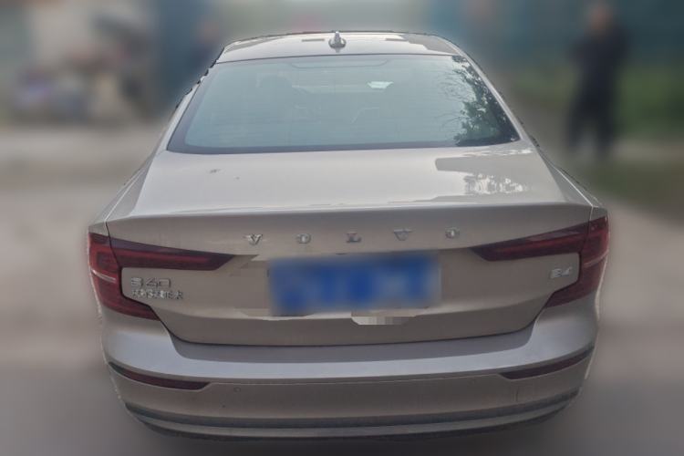 Used Volvo S60 2023 B4 Zhiyi Luxury Edition
