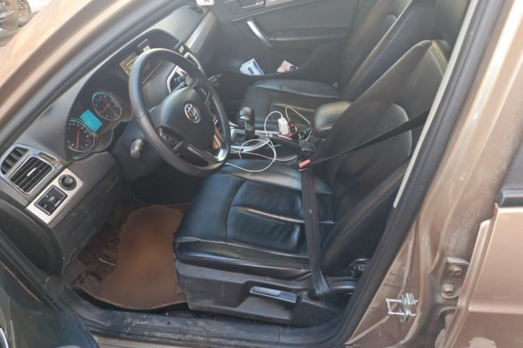 Used Brilliance H530 2014 1.5T Automatic Elite Version
