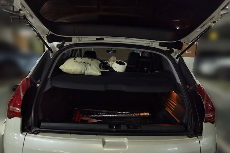 Used Peugeot 3008 2015 2.0L Automatic Trend Edition
